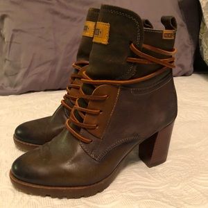 Pikolinos boots
